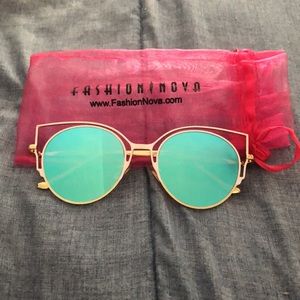 Fashion Nova sunglasses